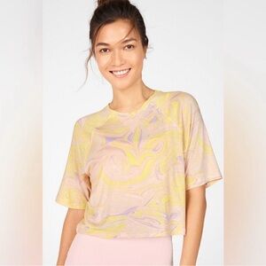 Fabletics Loveday Short-Sleeve Marble Raglan T-Shirt